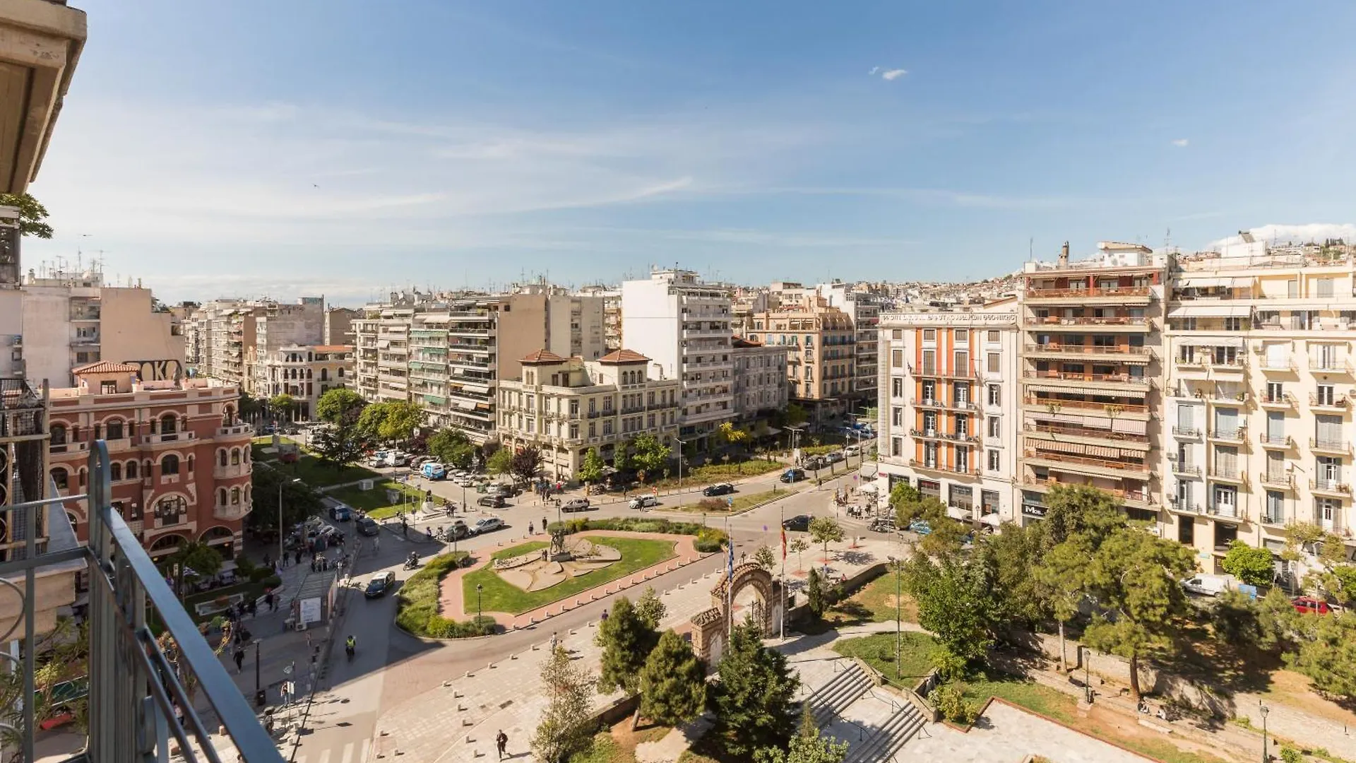 Valeria By Halu!, Comfortable Apartment With City View Tessalónica